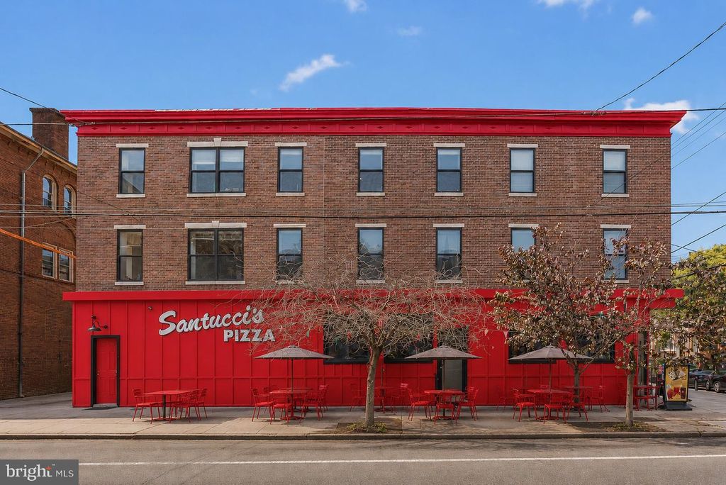 901 S 10TH ST, Philadelphia, PA 19147