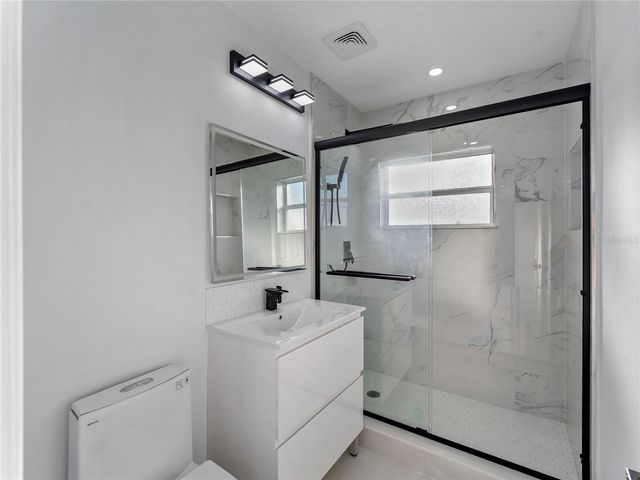 581 LINDLEY TERRACE, Port Charlotte, FL 33952