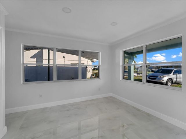 581 LINDLEY TERRACE, Port Charlotte, FL 33952