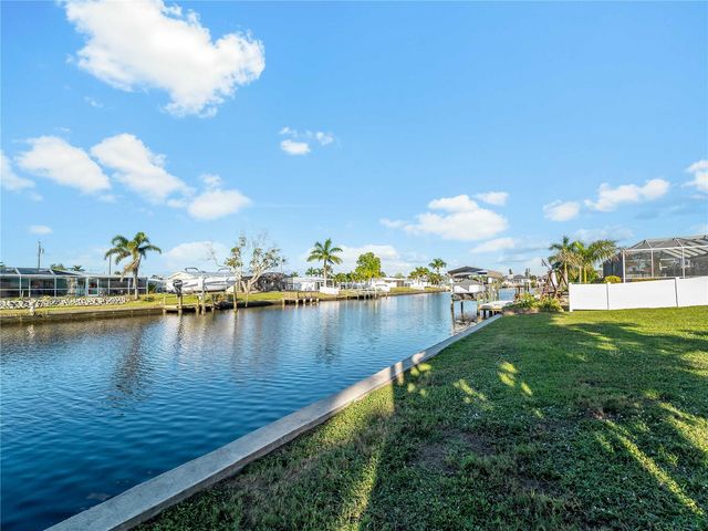 581 LINDLEY TERRACE, Port Charlotte, FL 33952