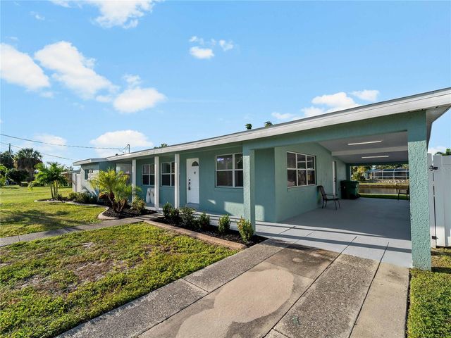 581 LINDLEY TERRACE, Port Charlotte, FL 33952