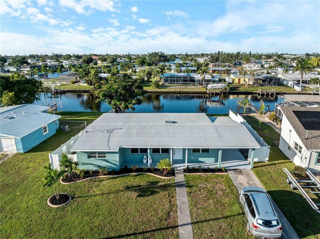 581 LINDLEY TERRACE, Port Charlotte, FL 33952