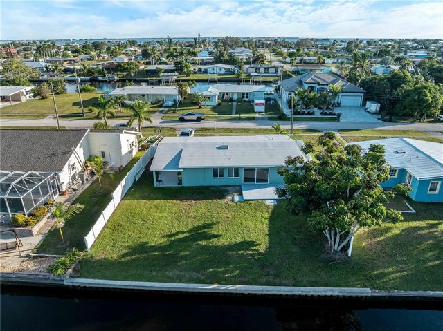 581 LINDLEY TERRACE, Port Charlotte, FL 33952