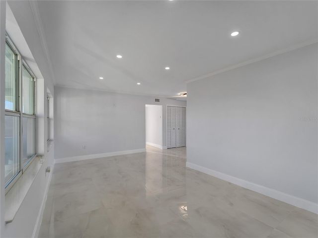 581 LINDLEY TERRACE, Port Charlotte, FL 33952
