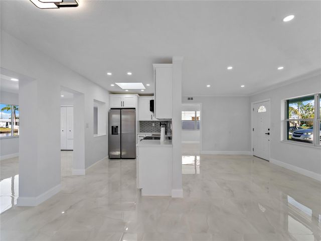 581 LINDLEY TERRACE, Port Charlotte, FL 33952