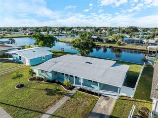 581 LINDLEY TERRACE, Port Charlotte, FL 33952