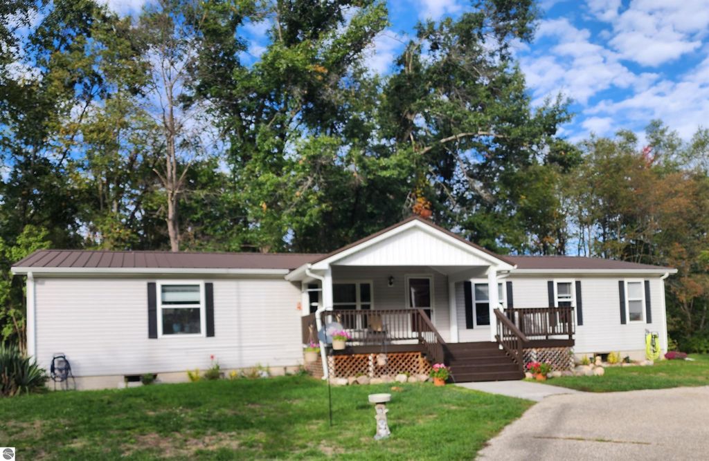 Image 38 of property listing at 3560 Pine Tree Drive, Weidman, MI 48893