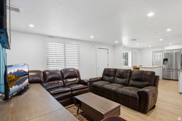 3273 W 3650 S, West Valley City, UT 84119