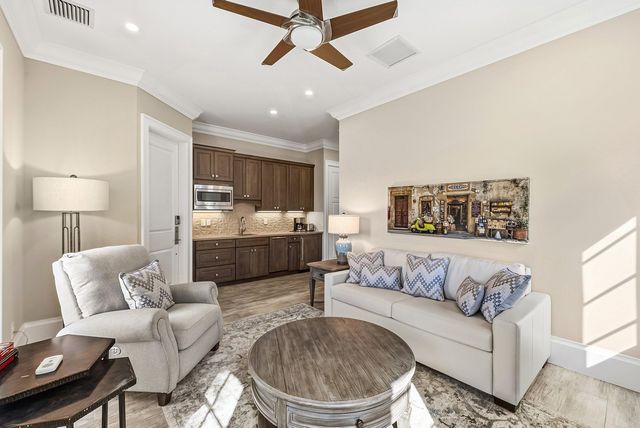 201 NE 3rd Court, Boca Raton, FL 33432