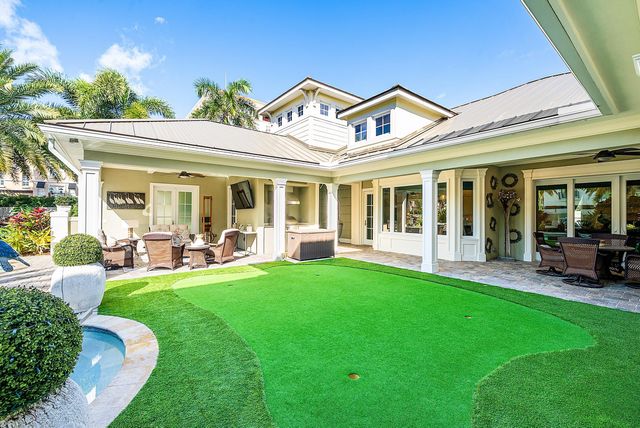 201 NE 3rd Court, Boca Raton, FL 33432