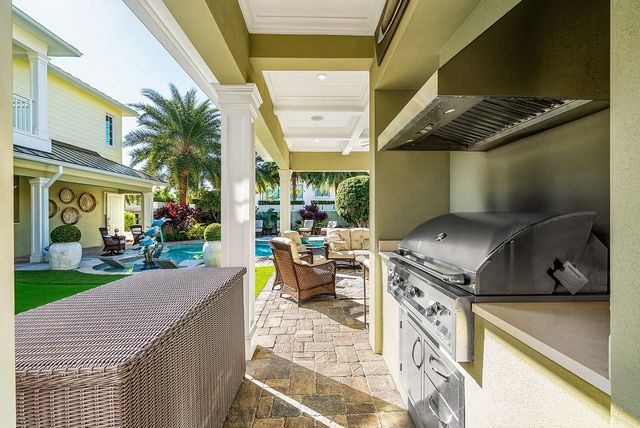 201 NE 3rd Court, Boca Raton, FL 33432