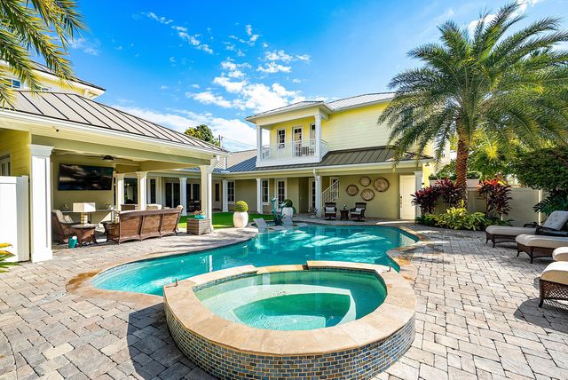 201 NE 3rd Court, Boca Raton, FL 33432