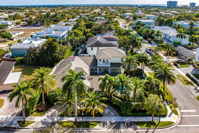 201 NE 3rd Court, Boca Raton, FL 33432