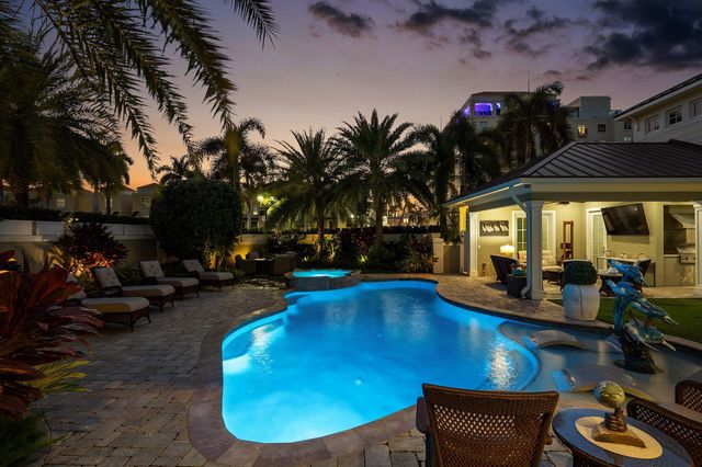 201 NE 3rd Court, Boca Raton, FL 33432