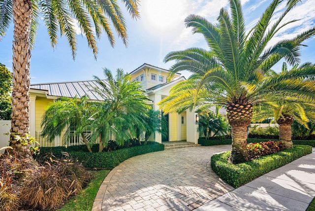 201 NE 3rd Court, Boca Raton, FL 33432