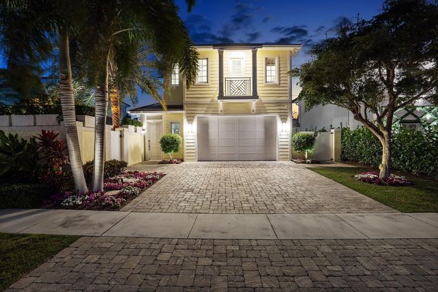 201 NE 3rd Court, Boca Raton, FL 33432