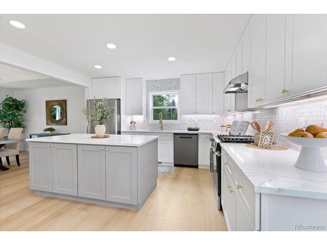 9010 W 11th Ave, Denver, CO 80215