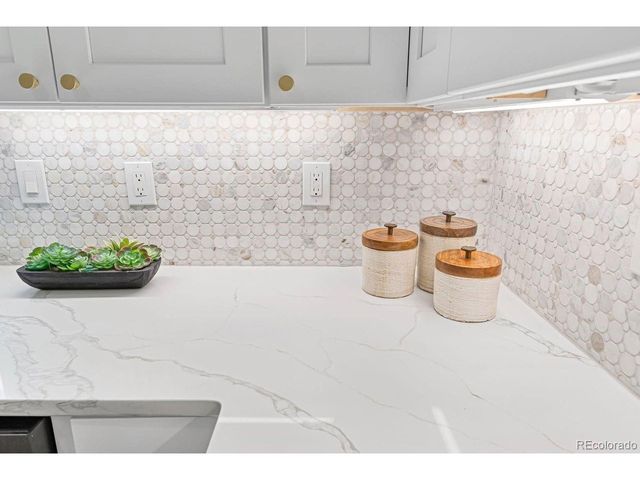 9010 W 11th Ave, Denver, CO 80215