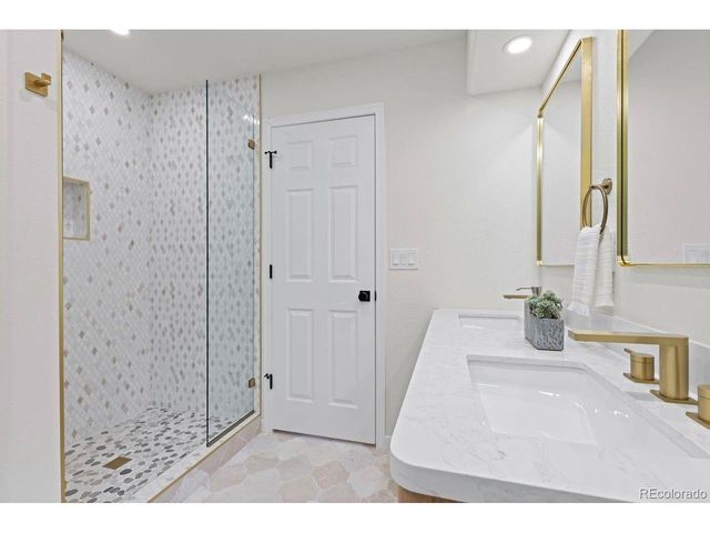 9010 W 11th Ave, Denver, CO 80215