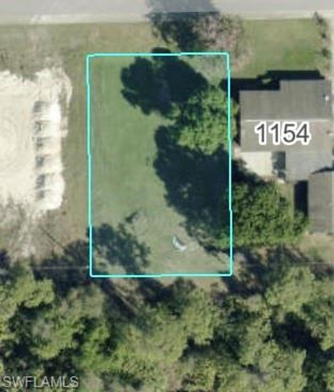 1152 Ebony ST E, LEHIGH ACRES, FL 33974 — exterior