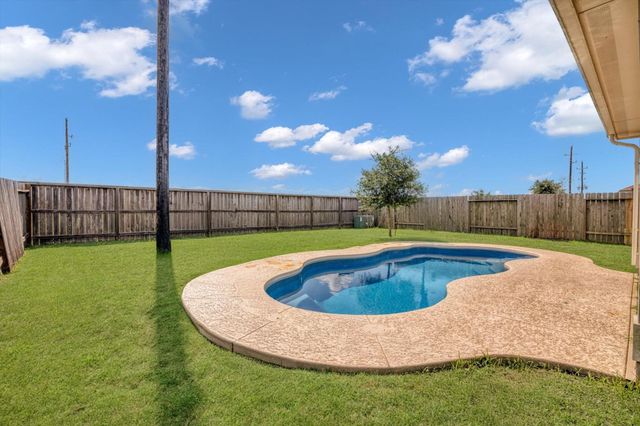 2314 Brickfielder Lane, Baytown, TX 77523