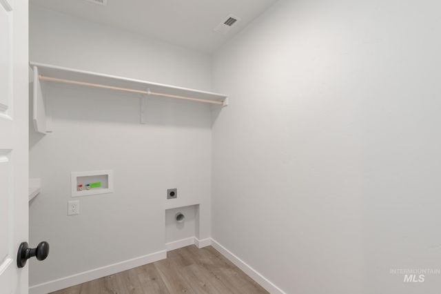 6983 S Harvest Cove Ave, Boise, ID 83709