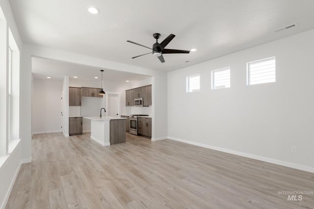 6983 S Harvest Cove Ave, Boise, ID 83709