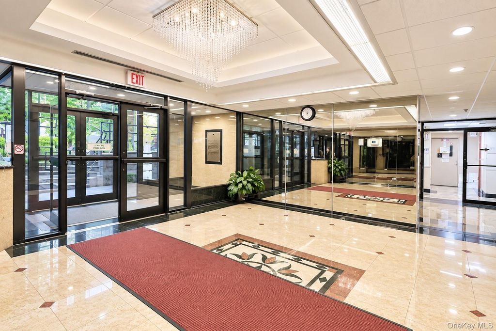 92-29 Queens Boulevard 9D&P47, Rego Park, NY 11374 — photo 4