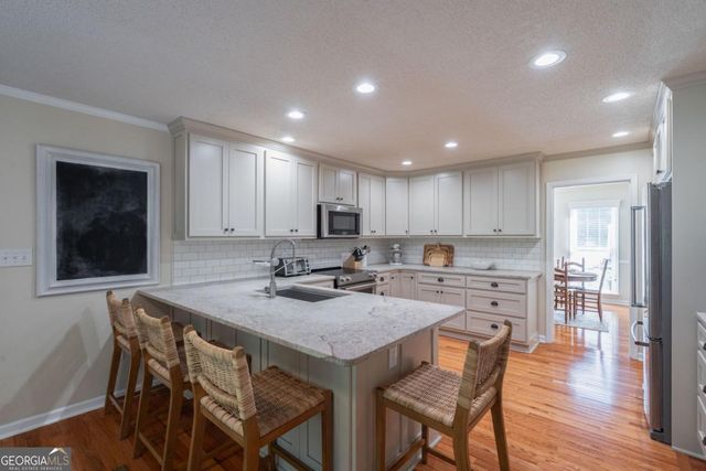 1100 Station Drive, Watkinsville, GA 30677