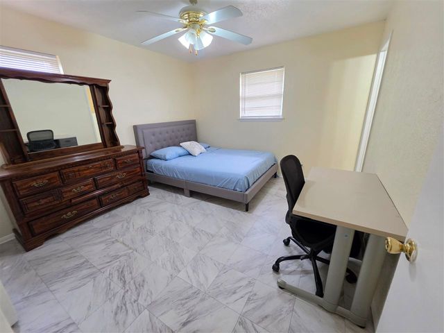 6907 SW Forest Ave, Lawton, OK 73505