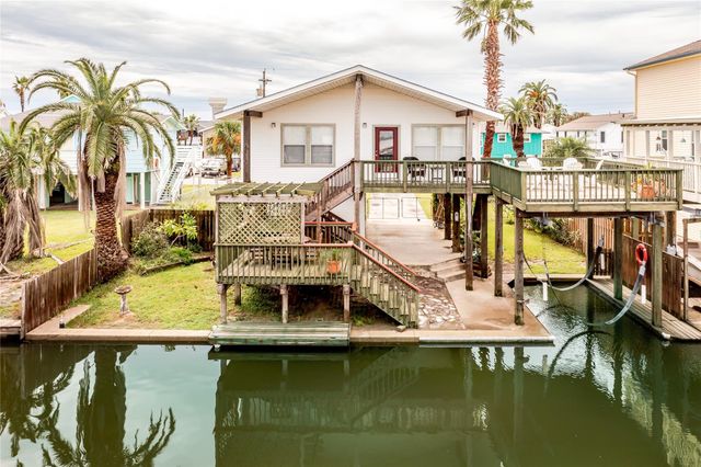 16530 Bermuda Way, Jamaica Beach, TX 77554