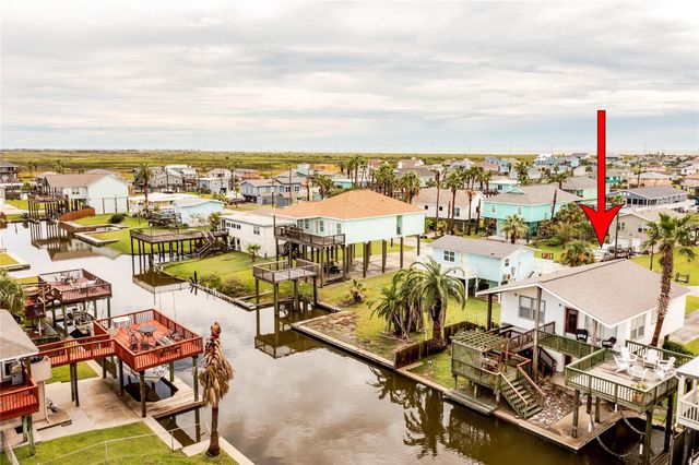 16530 Bermuda Way, Jamaica Beach, TX 77554