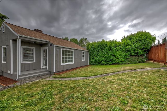 13504 35th Avenue S, Tukwila, WA 98168