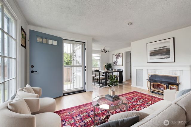 13504 35th Avenue S, Tukwila, WA 98168