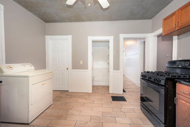 117 Medford St 117, Malden, MA 02148