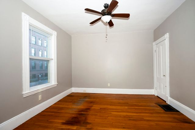 117 Medford St 117, Malden, MA 02148