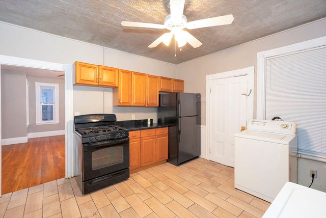 117 Medford St 117, Malden, MA 02148