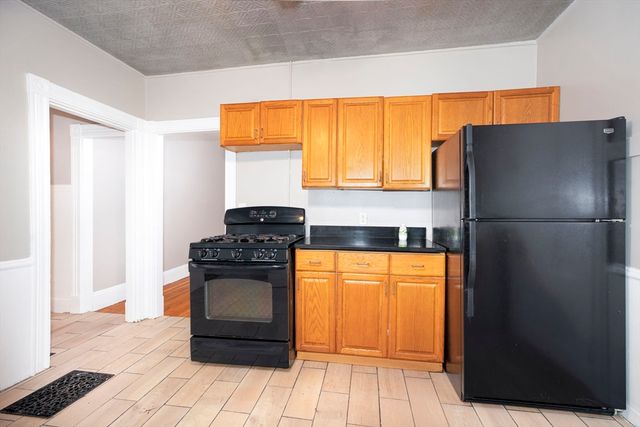 117 Medford St 117, Malden, MA 02148