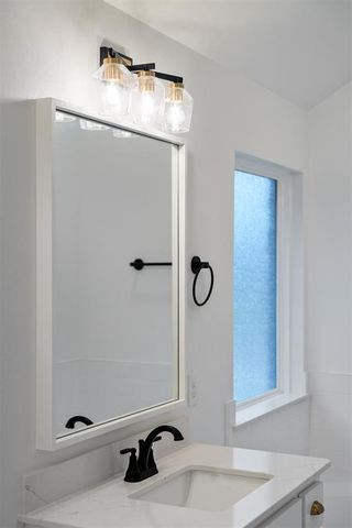 801 Caladium Drive, Yukon, OK 73099