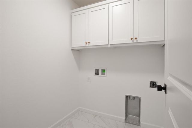 801 Caladium Drive, Yukon, OK 73099