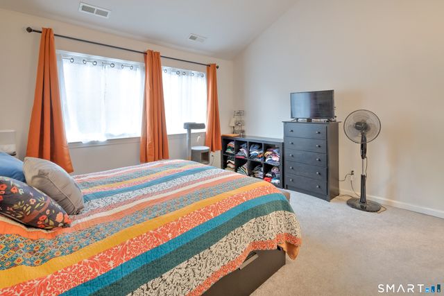 81 Deer Run 81, Bethel, CT 06801
