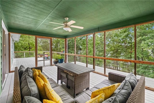 965 County Road 156, Eureka Springs, AR 72632