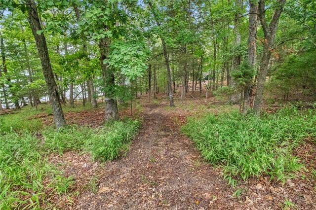 965 County Road 156, Eureka Springs, AR 72632