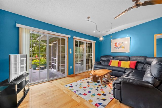 965 County Road 156, Eureka Springs, AR 72632