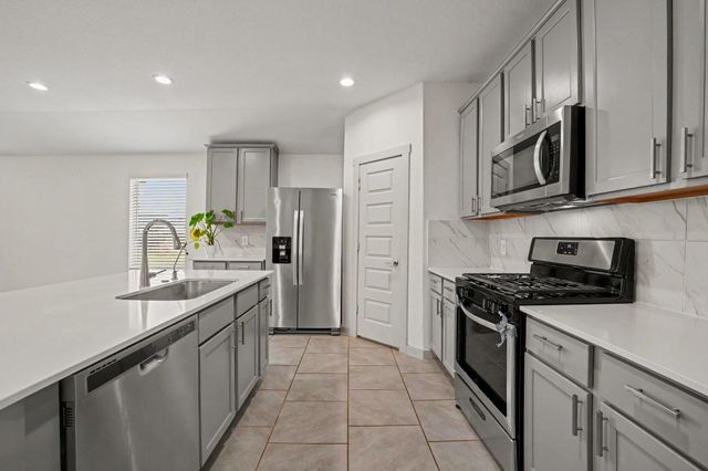 4002 Itzle Island Court, Katy, TX 77494