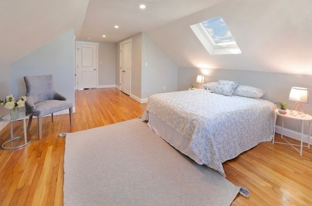 28 2nd St 2, Medford, MA 02155