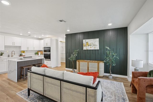 4116 W IOWA AVENUE, Tampa, FL 33616