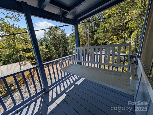 260 Oak Ridge Road, Hendersonville, NC 28792