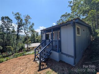 260 Oak Ridge Road, Hendersonville, NC 28792