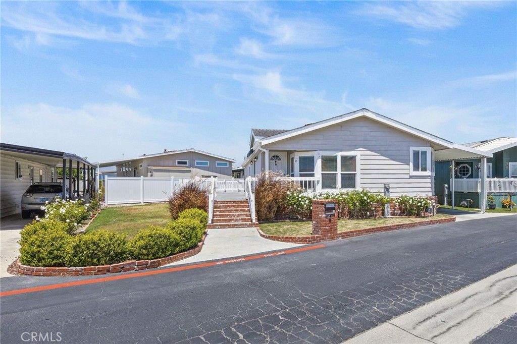 Image 1 of property listing at 16222 Monterey Lane 35, Huntington Beach, CA 92649